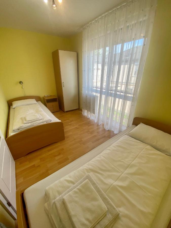 Appartamento Hajnal Vendeghaz Hajdúszoboszló Esterno foto
