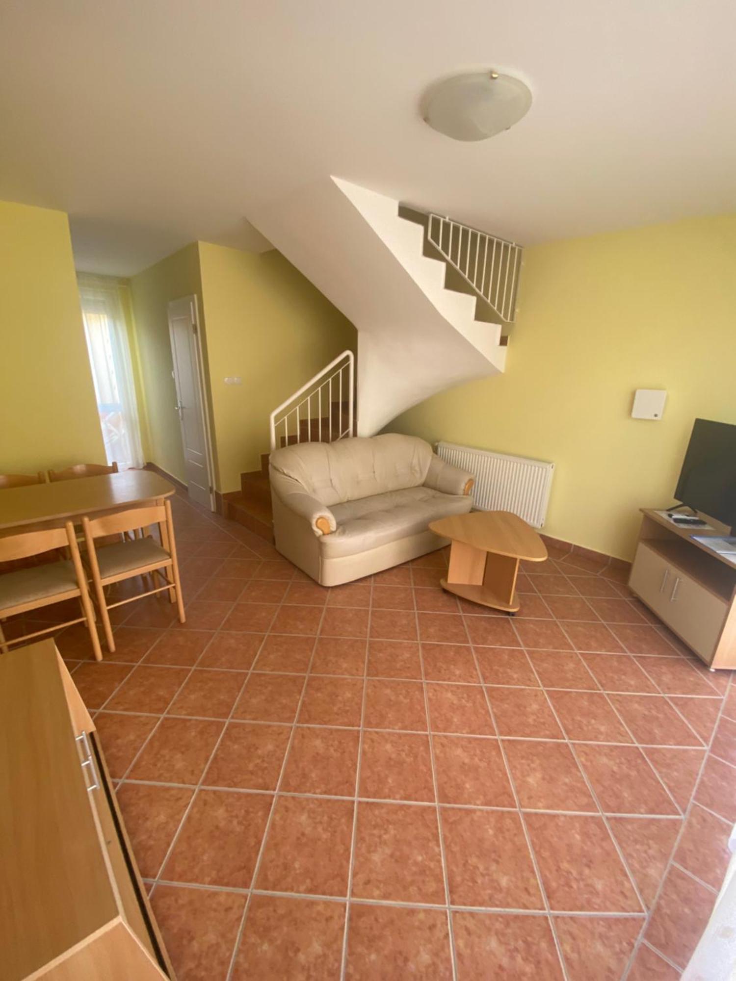 Appartamento Hajnal Vendeghaz Hajdúszoboszló Esterno foto